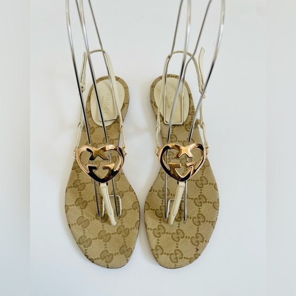 Gucci White leather GG supreme canvas interlocking heart thong sandals EU 36.5 - Picture 2 of 8